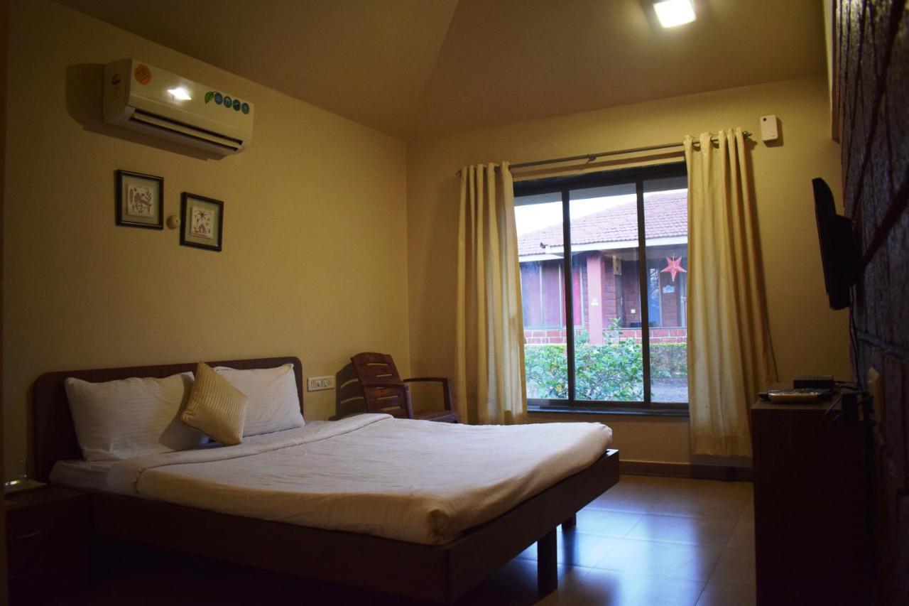 Regenta Resort Mango Village Guhagar Kudān Екстериор снимка