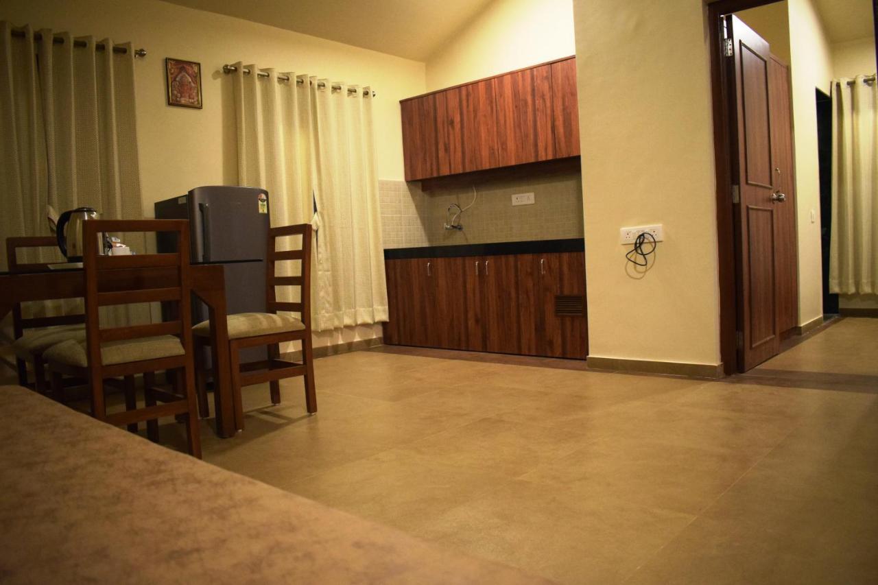 Regenta Resort Mango Village Guhagar Kudān Екстериор снимка