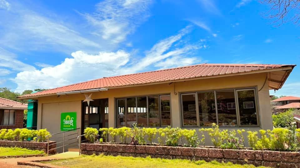 Regenta Resort Mango Village Guhagar Kudān Екстериор снимка