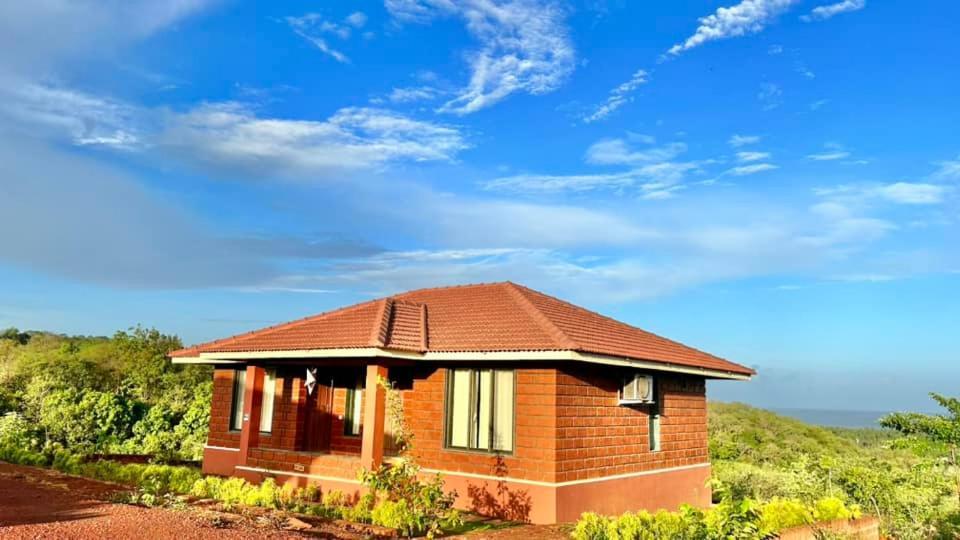 Regenta Resort Mango Village Guhagar Kudān Екстериор снимка